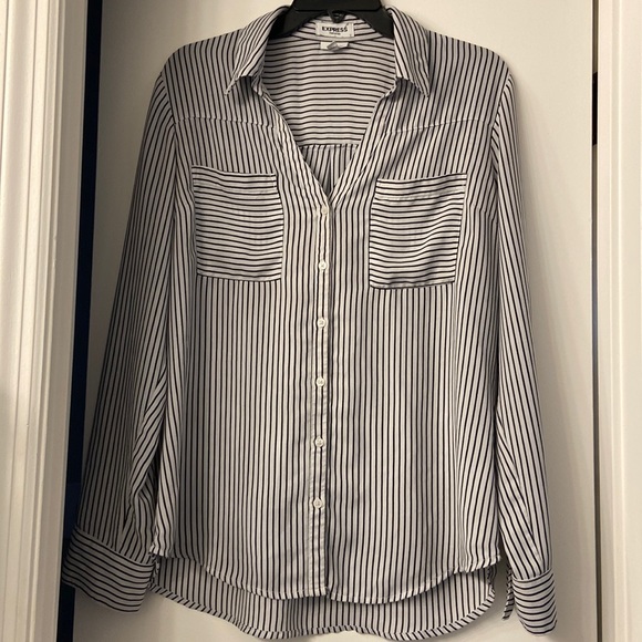 Express Tops - Express Portofino Slim Cut Top